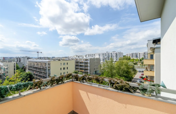 M 50M2 / 3 POKOJE / BALKON / GARAŻ / ZIELONO