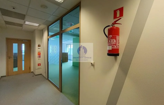 Mokotów: lokal biurowo-usługowy 449 m2 do wynajęcia