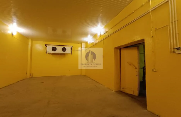 Praga Południe: magazyn 120m2 do wynajęcia