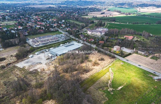Atrakcyjna nieruchomość usługowa w Brzeziu 1,19 ha