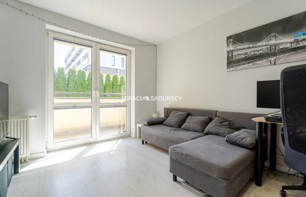 Studio z oddzielną kuchnią / UJ / Korpo / MPK