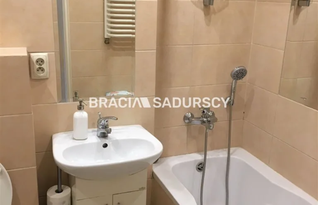2pok, Armii Krajowej, 57m2, parking w cenie