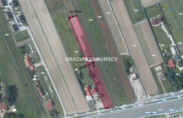 Działka budowlana o pow. 23 arów w Krakowie - Nowej Hucie   
 
Przedmiotem oferty jest działka o nr  323/2    położona w obrębi