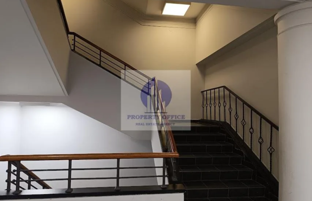 Śródmieście: lokal biurowy 15,60 m2 do wynajęcia