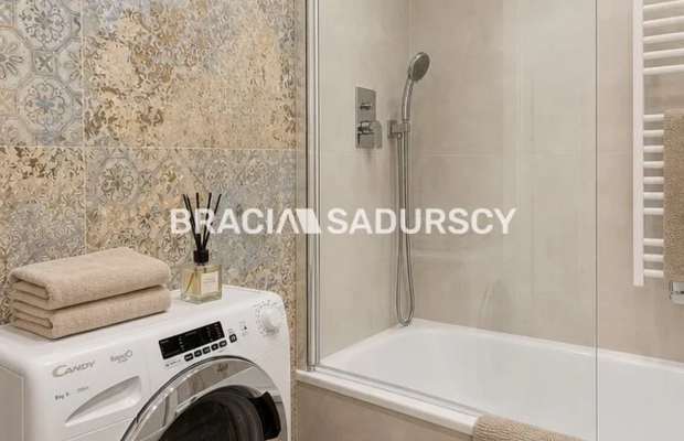 25 m² po generalnym remoncie | Blisko uczelni