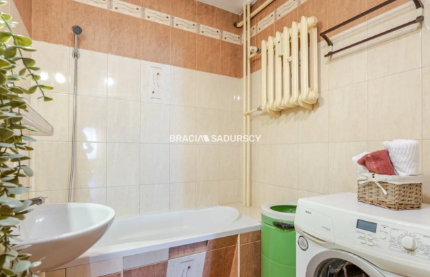 Czyżyny – 3 pokoje z balkonem i piwnicą