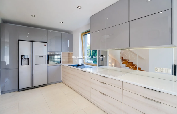 NOWOCZESNY DOM 265 m² | LUSINA | 6 ARÓW