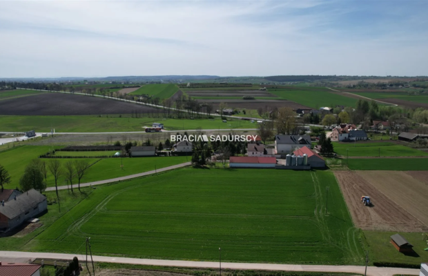 Działka budowlano-usługowa Wezerów, Słomniki