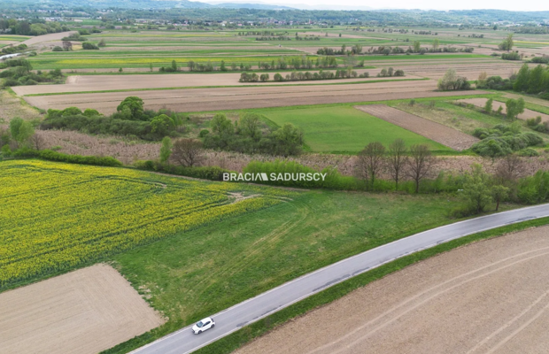 30 ar działek budowlanych, gm. Czernichów 