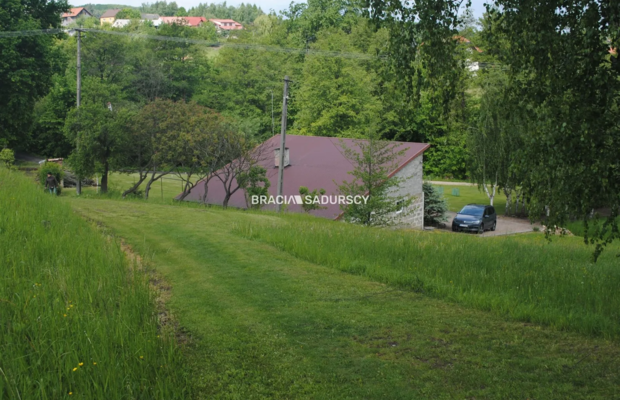  Gospodarstwo około 1,5 ha w Łazanach gm.Biskupice