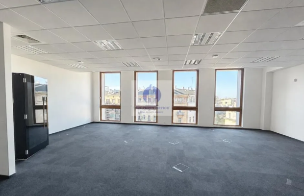 Śródmieście: lokal biurowy 249m2 do wynajęcia