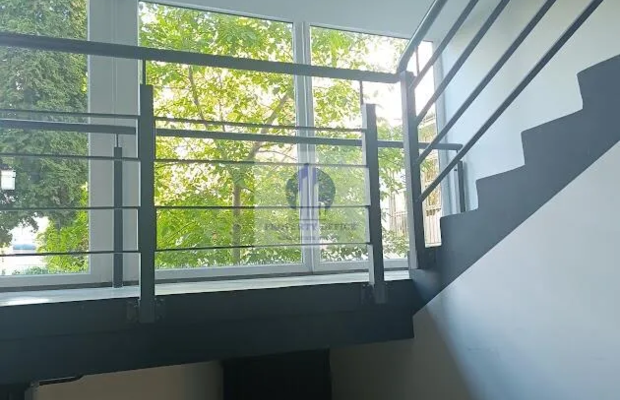 Włochy: lokal biurowy 35,20m2 do wynajęcia