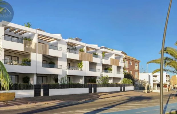 Nowoczesny apartament w pierwszej linii w Lo Pagan