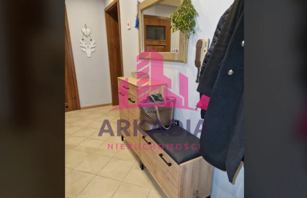 ok.52m2, parter, miejsce postojowe, 2 pokoje