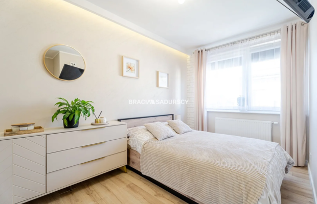 3 pok|wysoki standard|duży balkon|ul. Kantarowicka