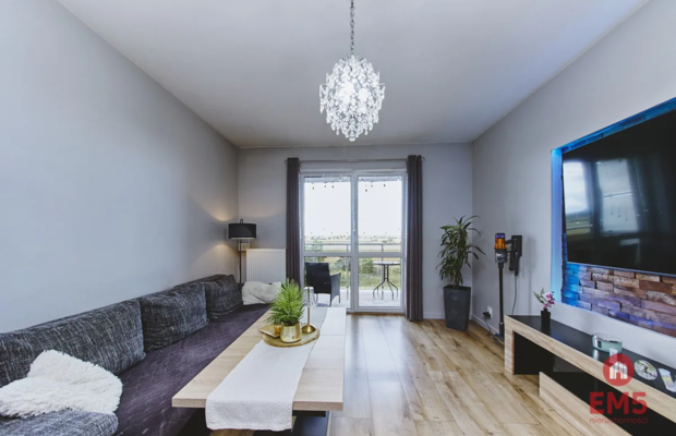 Mieszkanie 3-pokojowe 61m2,4 piętro,winda,