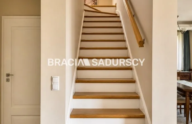Luksusowy dom na wynajem - Buków, gmina Mogilany | 280 m² | ogród | wysoki standard  
 
Do wynajęcia wyjątkowy, komfortowy dom 