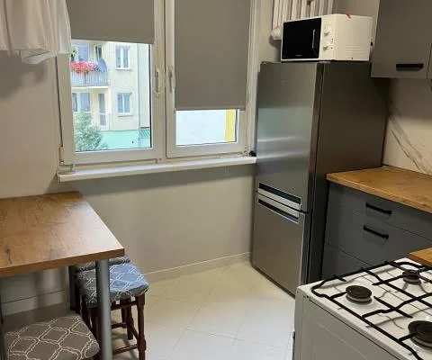 Wynajmę 3 osobne pokoje, balkon, Śródmieście