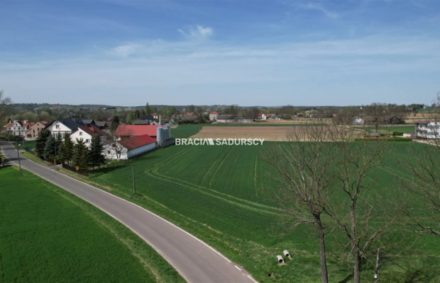 Działka budowlano-usługowa Wezerów, Słomniki