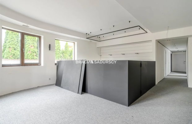 lokal handlowo-usługowy lub biurowy 100m2 Olsza