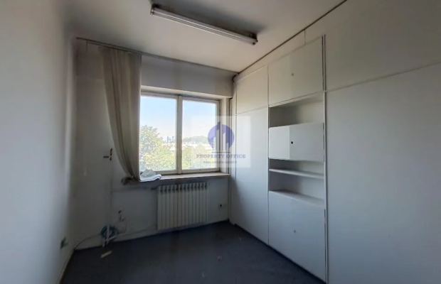 Włochy: lokal biurowy 55,20m2 do wynajęcia