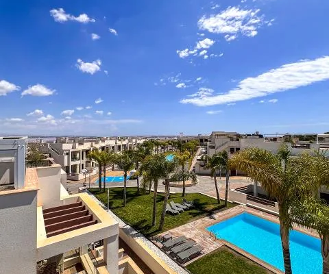 APARTAMENTY W LOS BALCONES, TORREVIEJA
