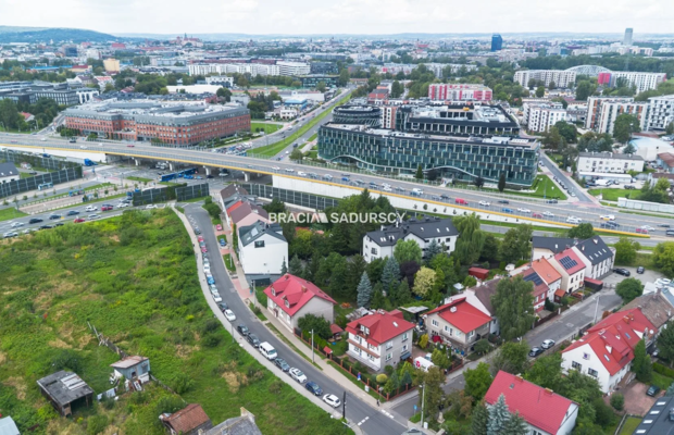 Dom z potencjałem inwestycyjnym- Krk Płaszów