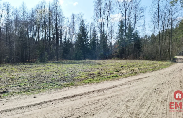 Działka budowlana pod lasem. 1085 m2
