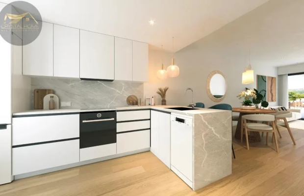 Doskonałe apartamenty z widokiem na góry i morze
