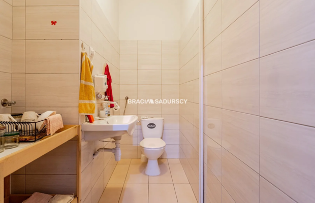 Lokal parterowy przy zajezdni Mały Płaszów
