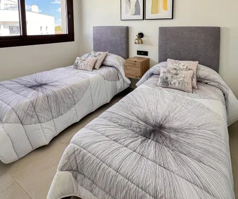 APARTAMENTY W LOS BALCONES, TORREVIEJA