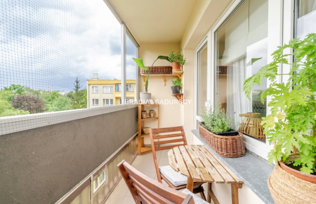 Duże mieszknie 3 sypialnie salon balkon