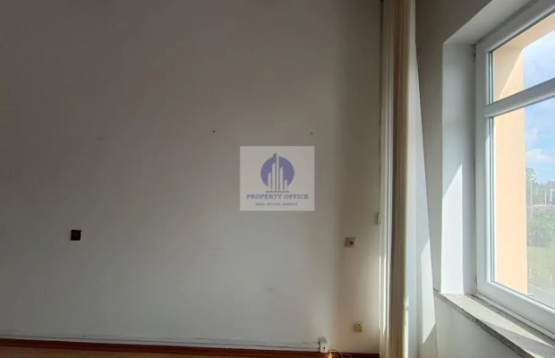 Wawer: lokal biurowy 11,34m2 do wynajęcia