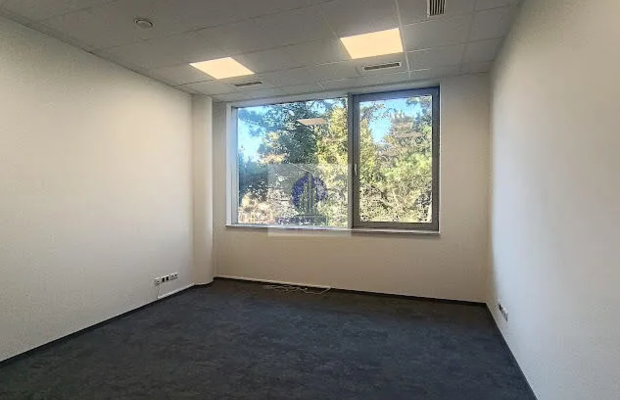 Ursus: lokal biurowy 25,10 m2 do wynajęcia