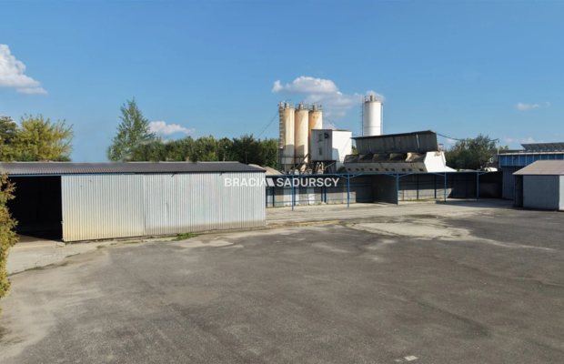Hala 1190 m² + plac | Igołomska
