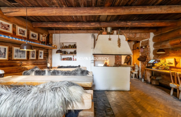 Lokal w centrum miasta z działającą restauracją