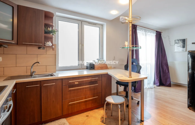 Na sprzedaż oferuję  mieszkanie  o powierzchni 40,23 m², zlokalizowane przy ul. Borkowskiej w Krakowie. 
Lokal położony jest na