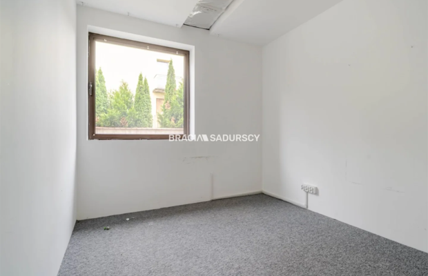 lokal handlowo-usługowy lub biurowy 100m2 Olsza