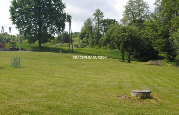  Gospodarstwo około 1,5 ha w Łazanach gm.Biskupice