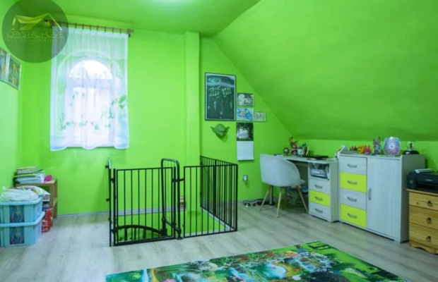 Pół bliźniaka z dużym ogrodem