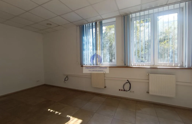Bielany: magazyn 1500 m2 na wynajem