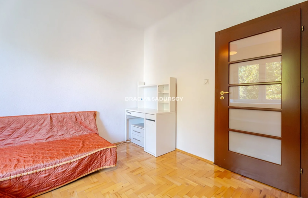 Kraków - Nowa Huta, os. Ogrodowe | 53 m² | 2 pokoje + osobna kuchnia | 3. piętro 

 Do wynajęcia mieszkanie o powierzchni  53 m