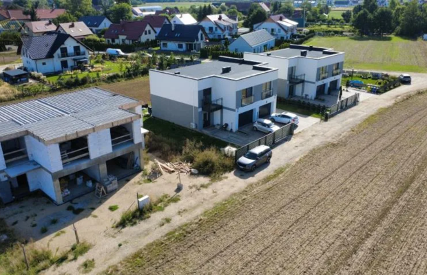 Bliźniak z widokiem na góry