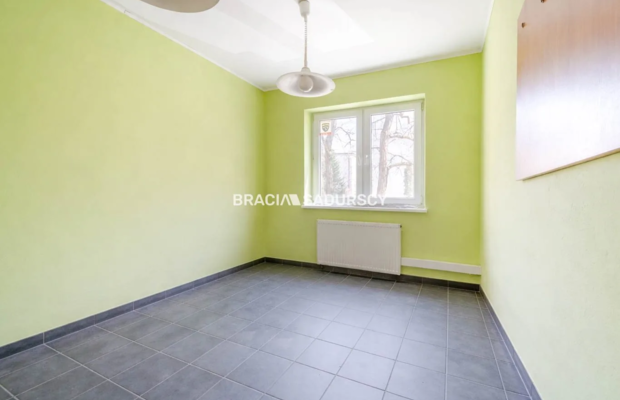 Budynek handlowo-mieszkanly Centrum Skawiny