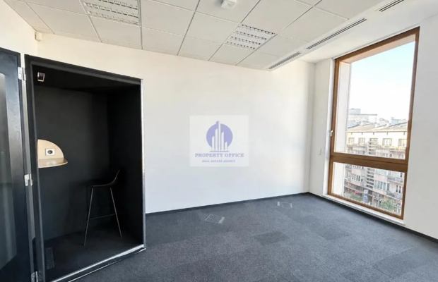 Śródmieście: lokal biurowy 249m2 do wynajęcia