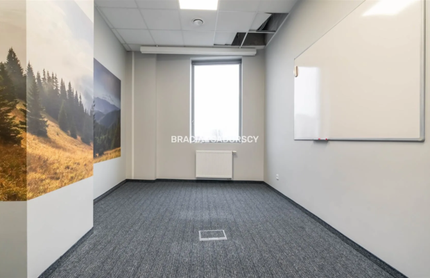 Powierzchnia biurowa z parkingiem  - 400m2 