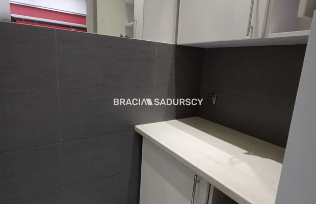 Wyposażony lokal biurowy | plac bohaterów getta