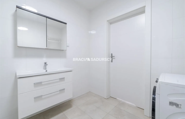 75m2, Dębniki-Kliny Borkowskie