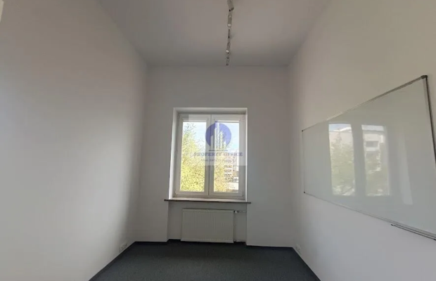 Mokotów: lokal biurowy 31,57m2 do wynajęcia