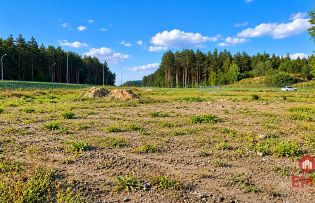 Plac 4500 m2 przy DK 8